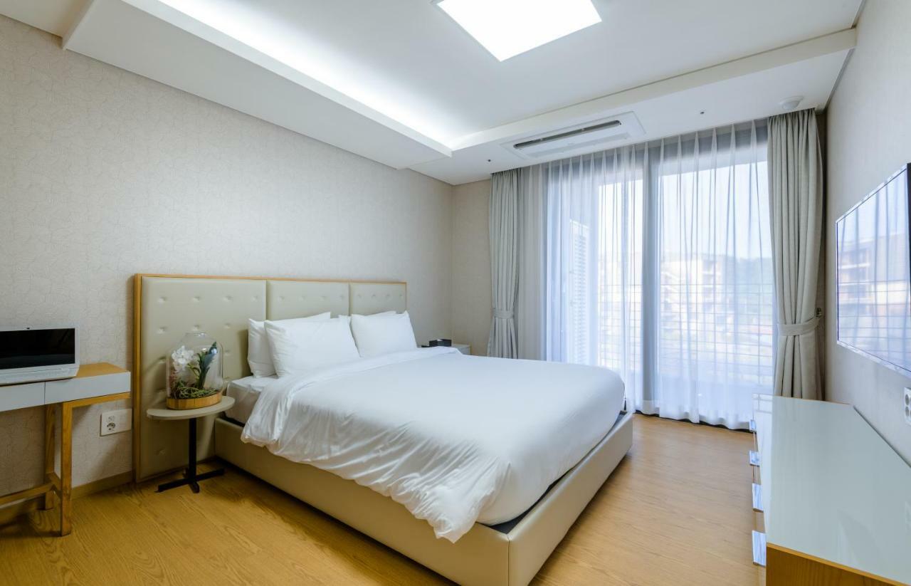 Seaside Arden Hotel Szogüpho Kültér fotó