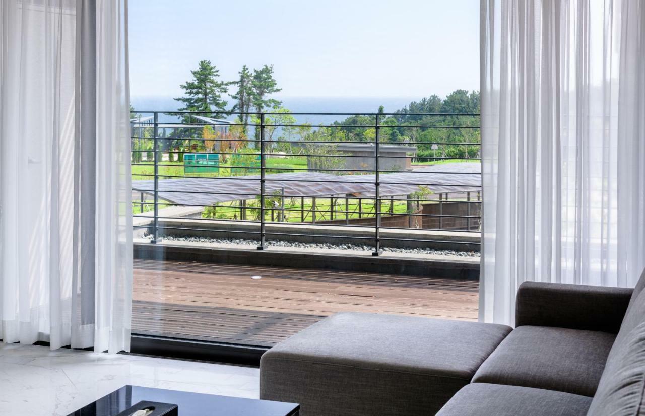 Seaside Arden Hotel Szogüpho Kültér fotó