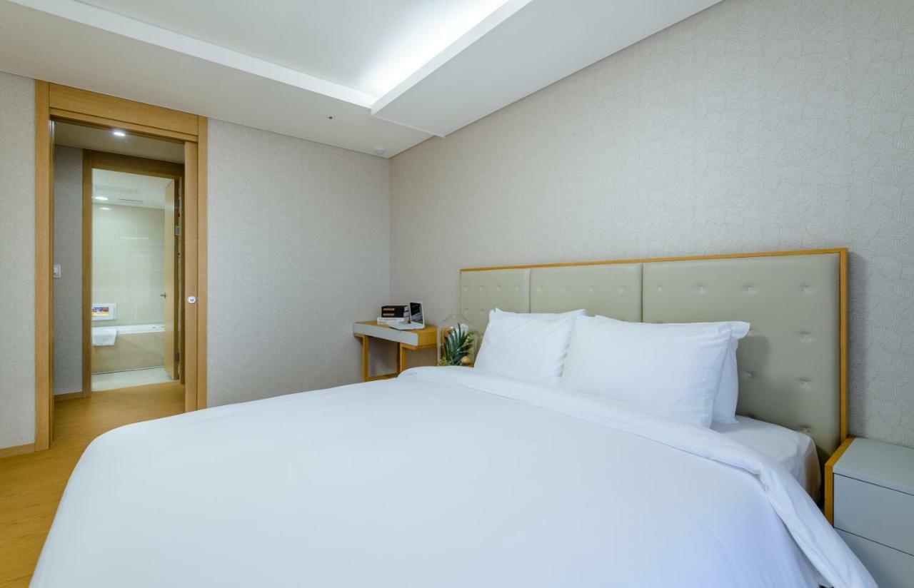 Seaside Arden Hotel Szogüpho Kültér fotó