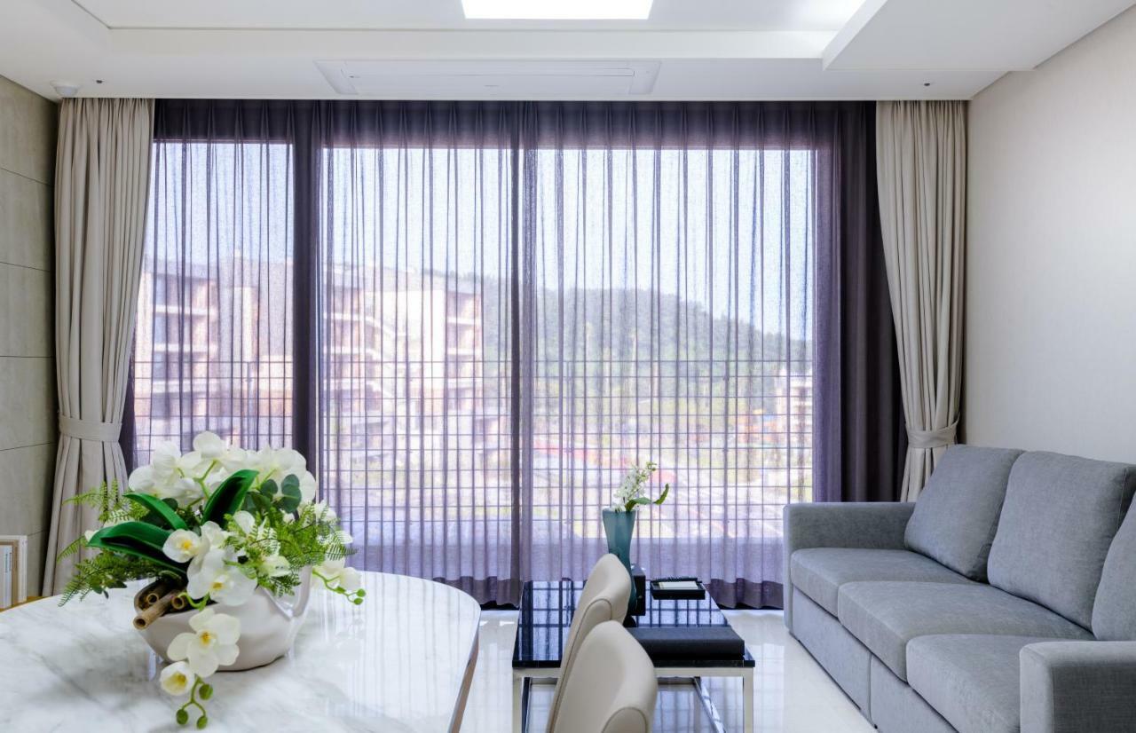 Seaside Arden Hotel Szogüpho Kültér fotó