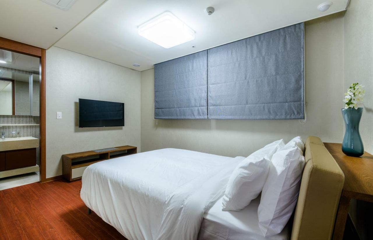 Seaside Arden Hotel Szogüpho Kültér fotó