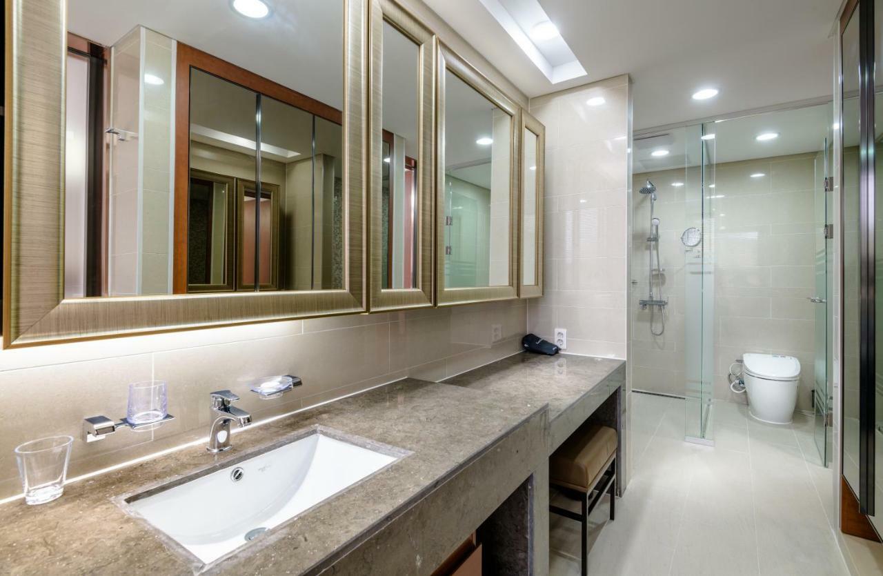 Seaside Arden Hotel Szogüpho Kültér fotó