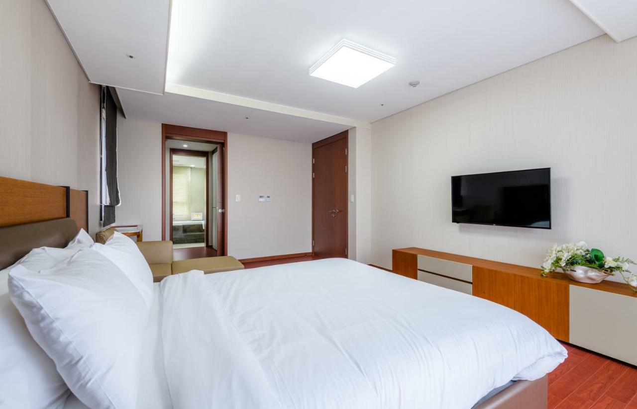 Seaside Arden Hotel Szogüpho Kültér fotó