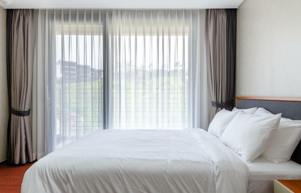 Seaside Arden Hotel Szogüpho Kültér fotó