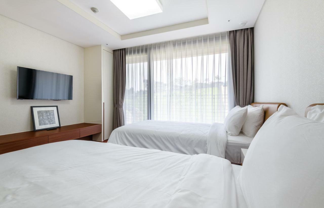 Seaside Arden Hotel Szogüpho Kültér fotó