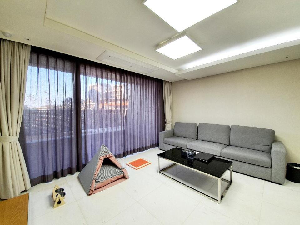 Seaside Arden Hotel Szogüpho Kültér fotó
